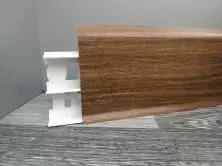Плинтус ПВХ Идеал Система 291 Орех 80*22*220