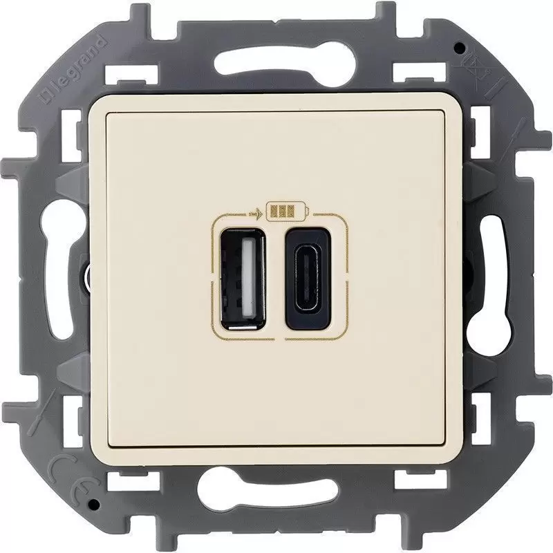 USB розетка Legrand INSPIRIA Слоновая кость с двумя USB разьемами AC 240В/5В 3000мА 673761