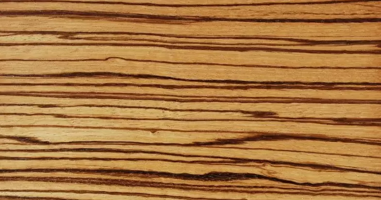 Плинтус шпонированный Finitura Decor Зебрано 120*15*2400